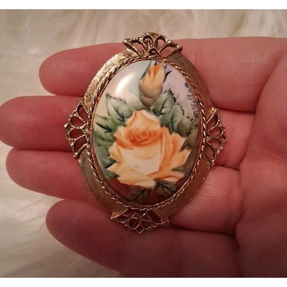 Vintage Hand Painted Porcelain Rose Brooch Gold Tone Ornate